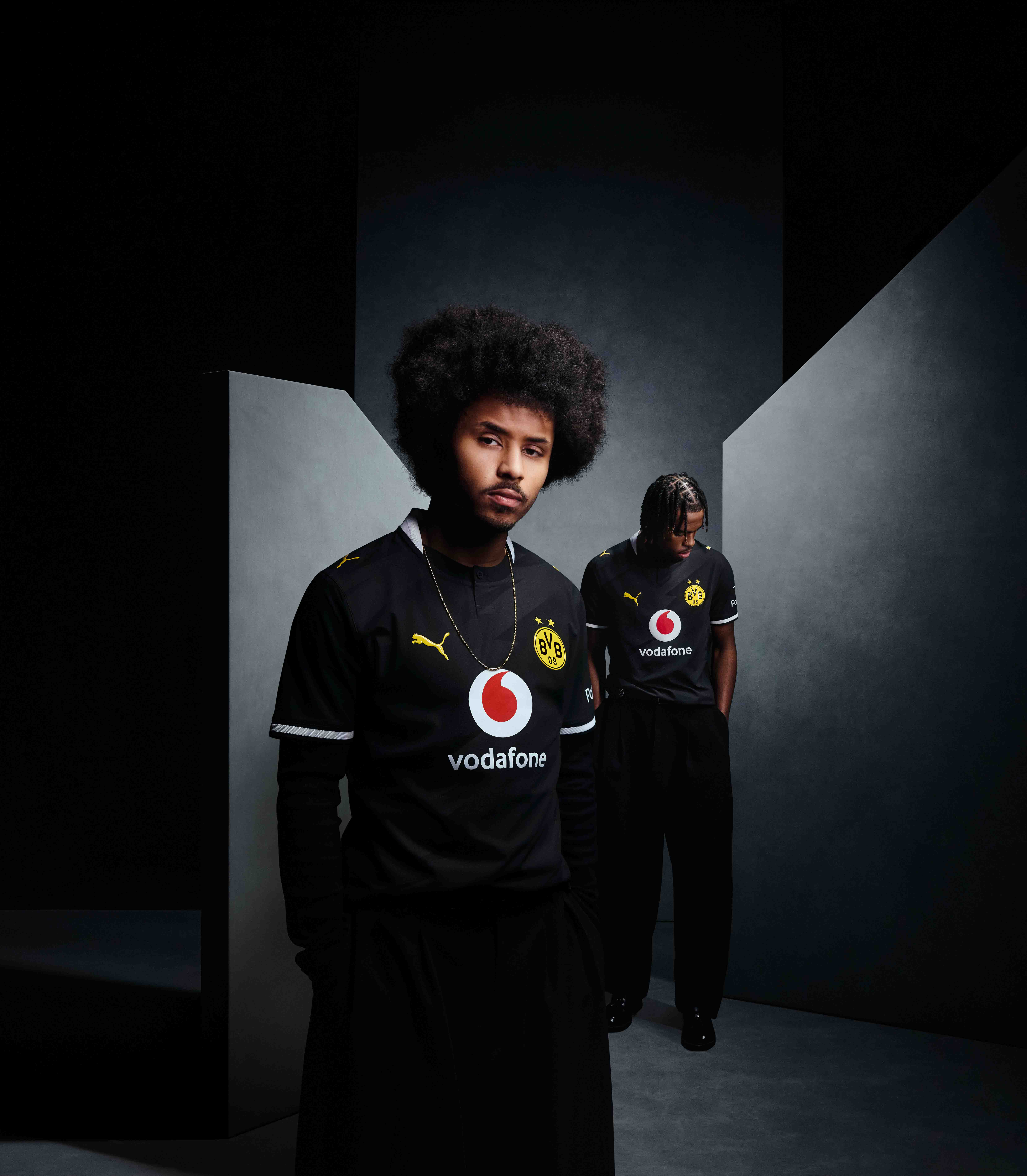 26AW_TS_Football_BVB-Away_KV_ext-V_RGB