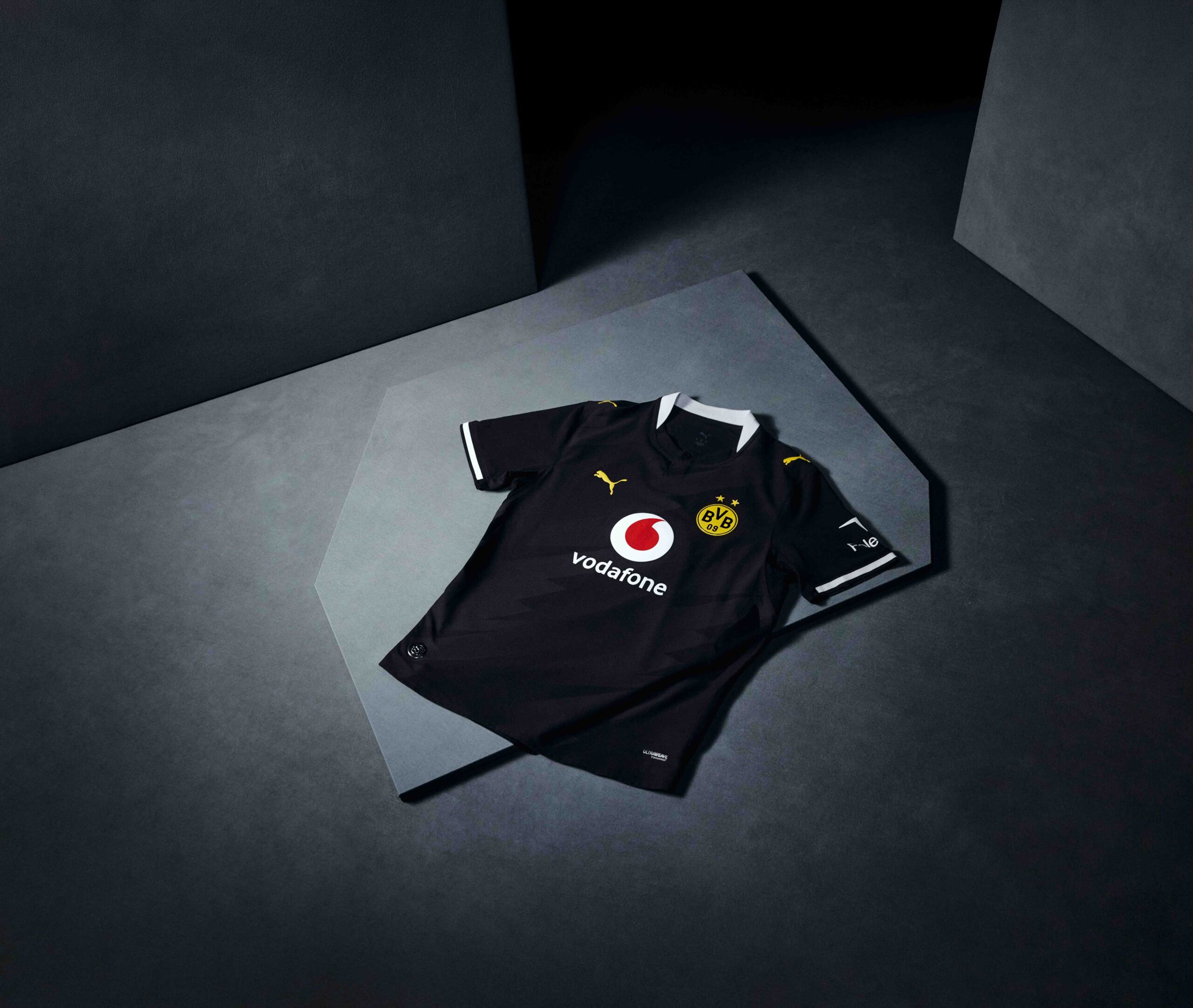 26AW_TS_Football_BVB-Away_Matchwear_Product_2208_RGB